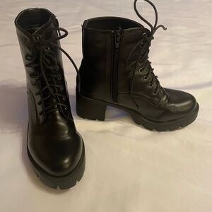 Allegra K Platform Women’s Black Lace-Up Side Zip Ankle/Combat Style Boots, Sz 7